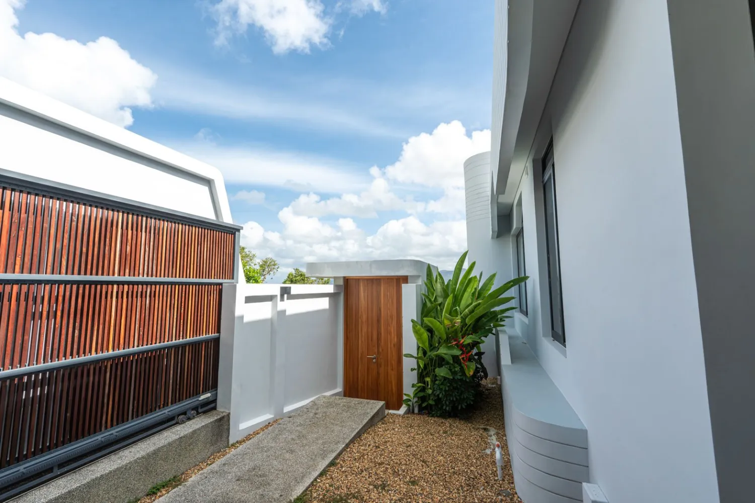 Property image - full photo 80