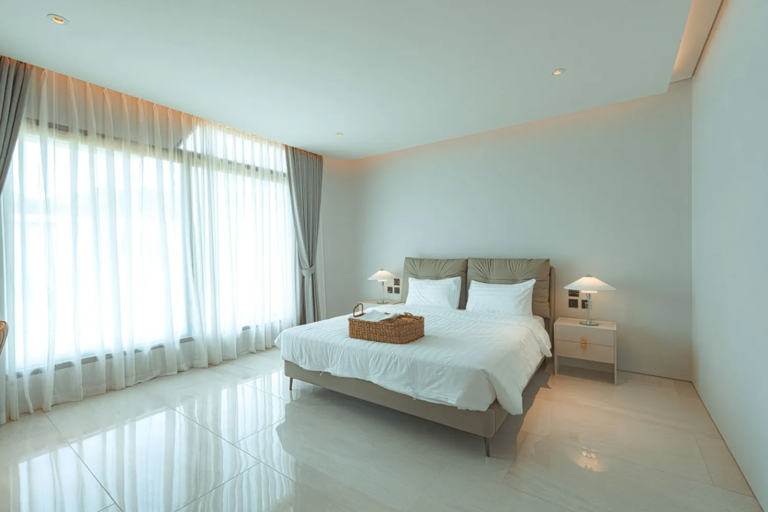Property image - full photo 29