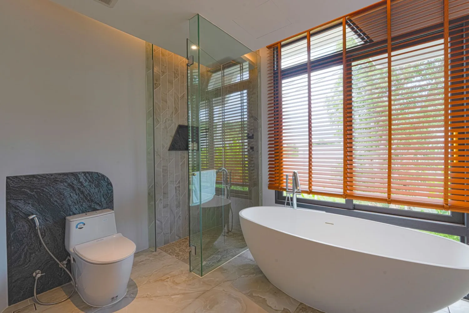 Property image - full photo 50