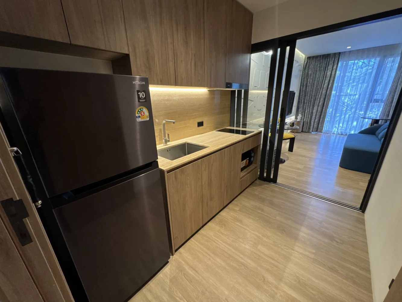 Property image - full photo 3