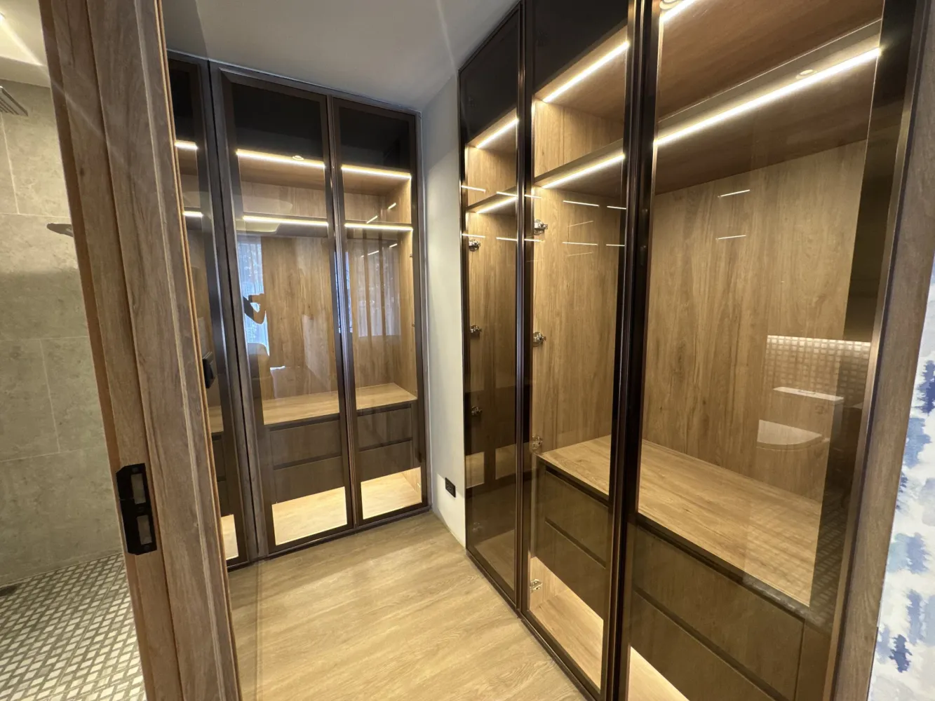 Property image - full photo 4
