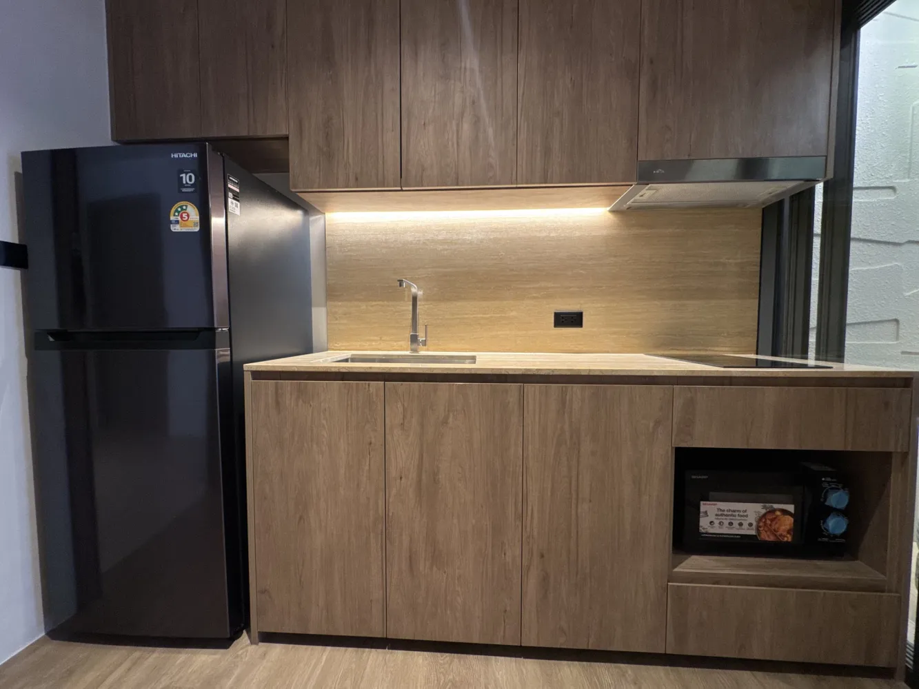 Property image - full photo 10