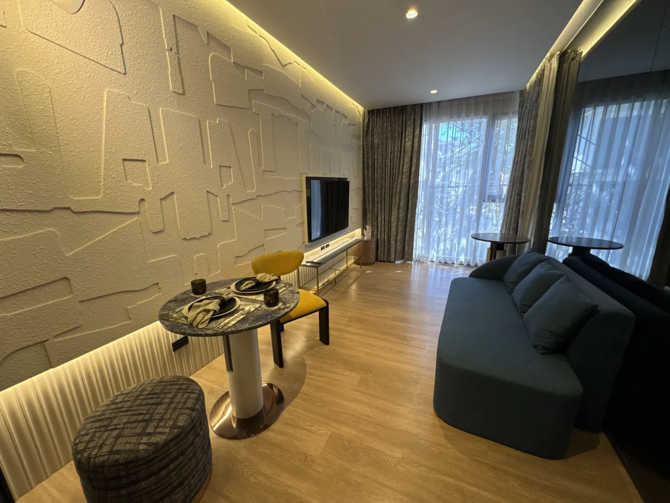 Property image - full photo 5
