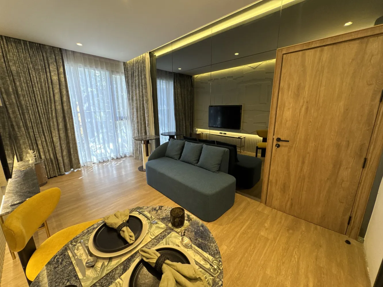 Property image - full photo 7
