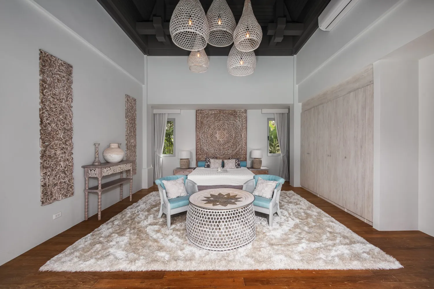 Property image - full photo 12