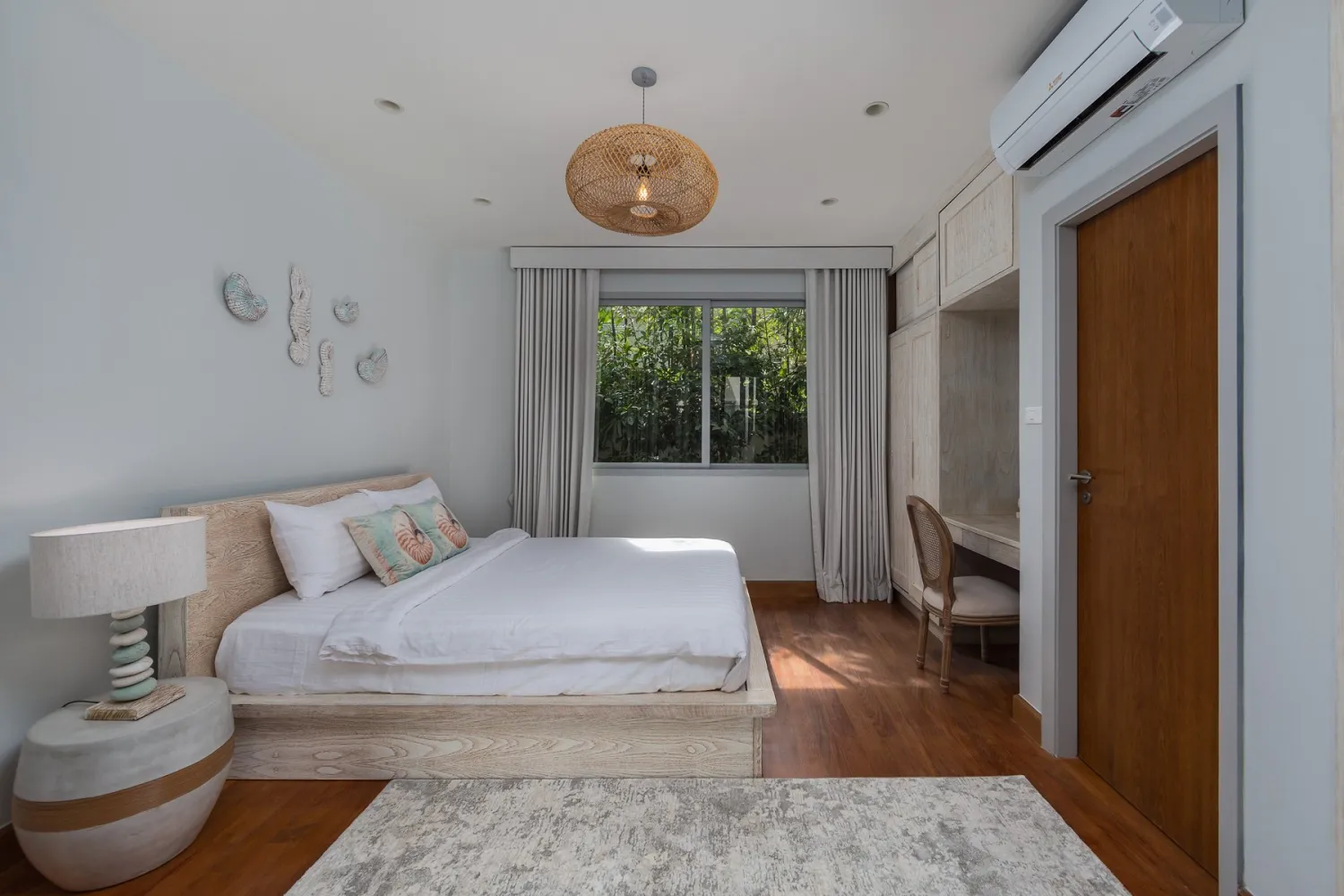 Property image - full photo 18