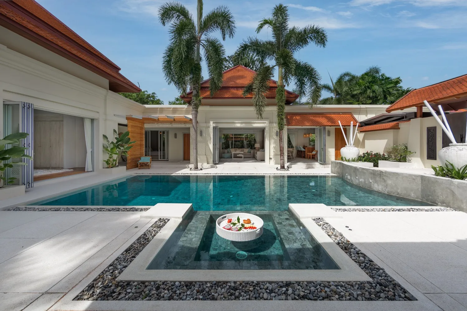 Property image - full photo 4
