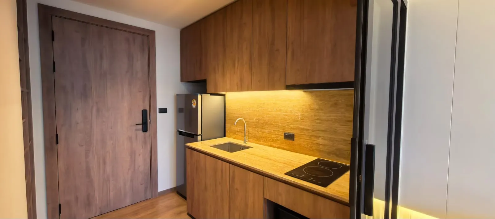 Property image - full photo 3