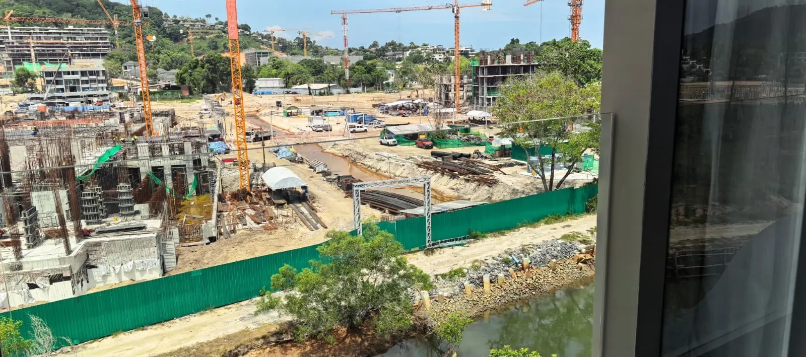 Property image - full photo 5