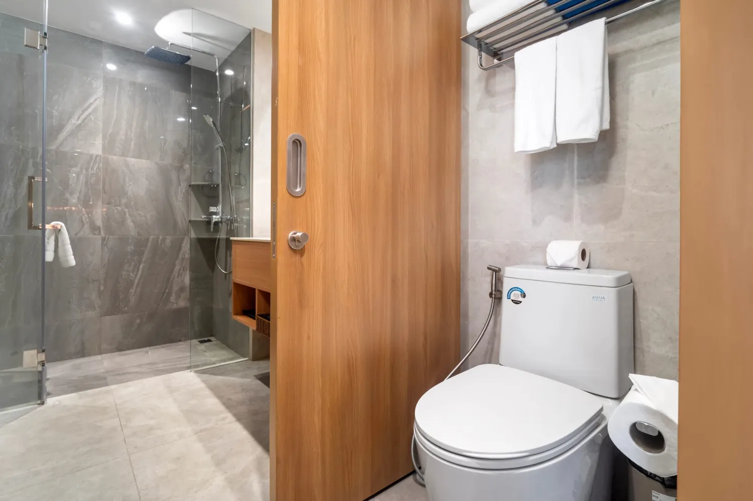 Property image - full photo 14