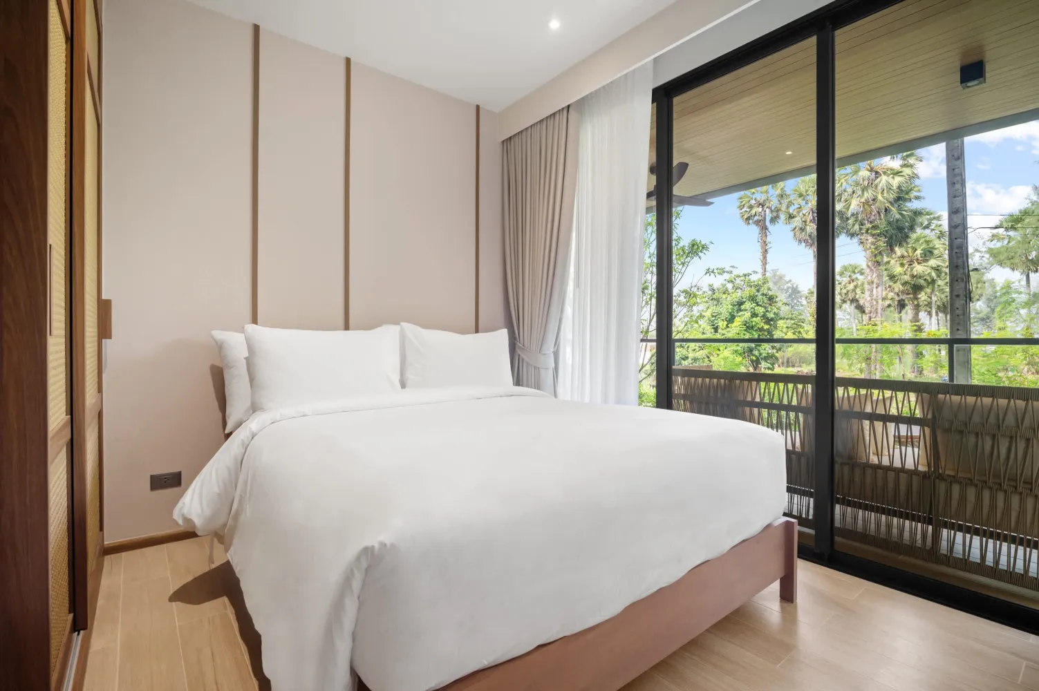 Property image - full photo 18