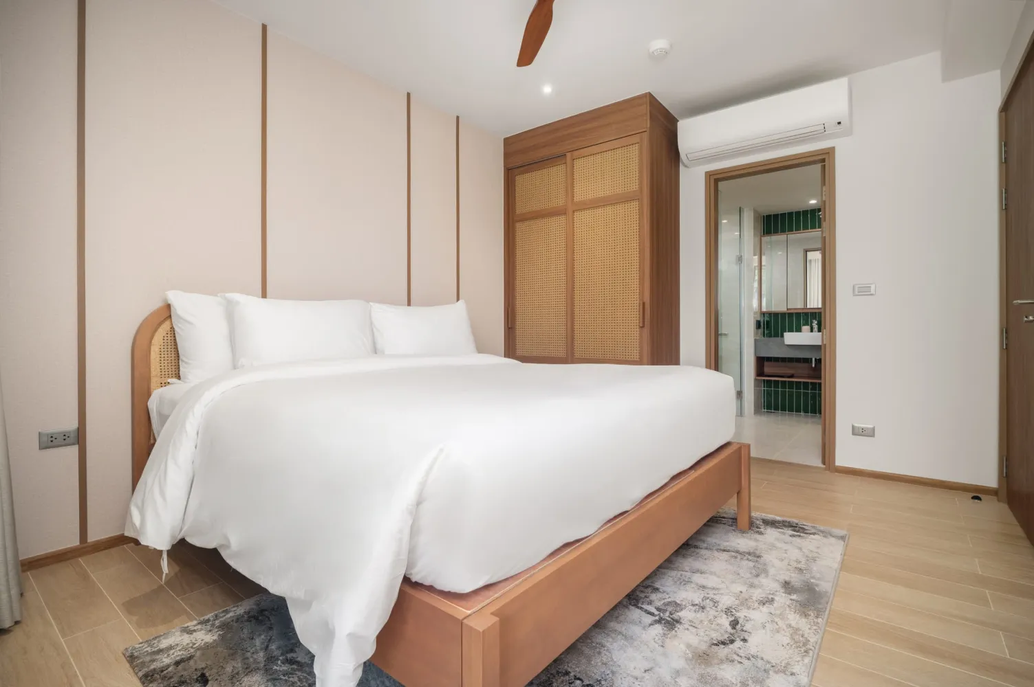 Property image - full photo 15