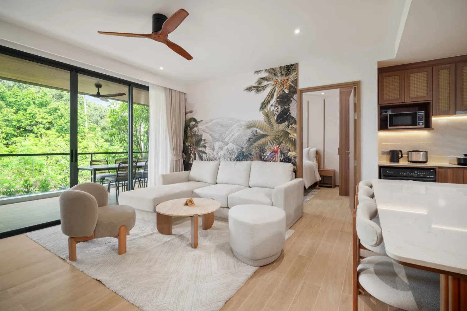 Property image - full photo 6