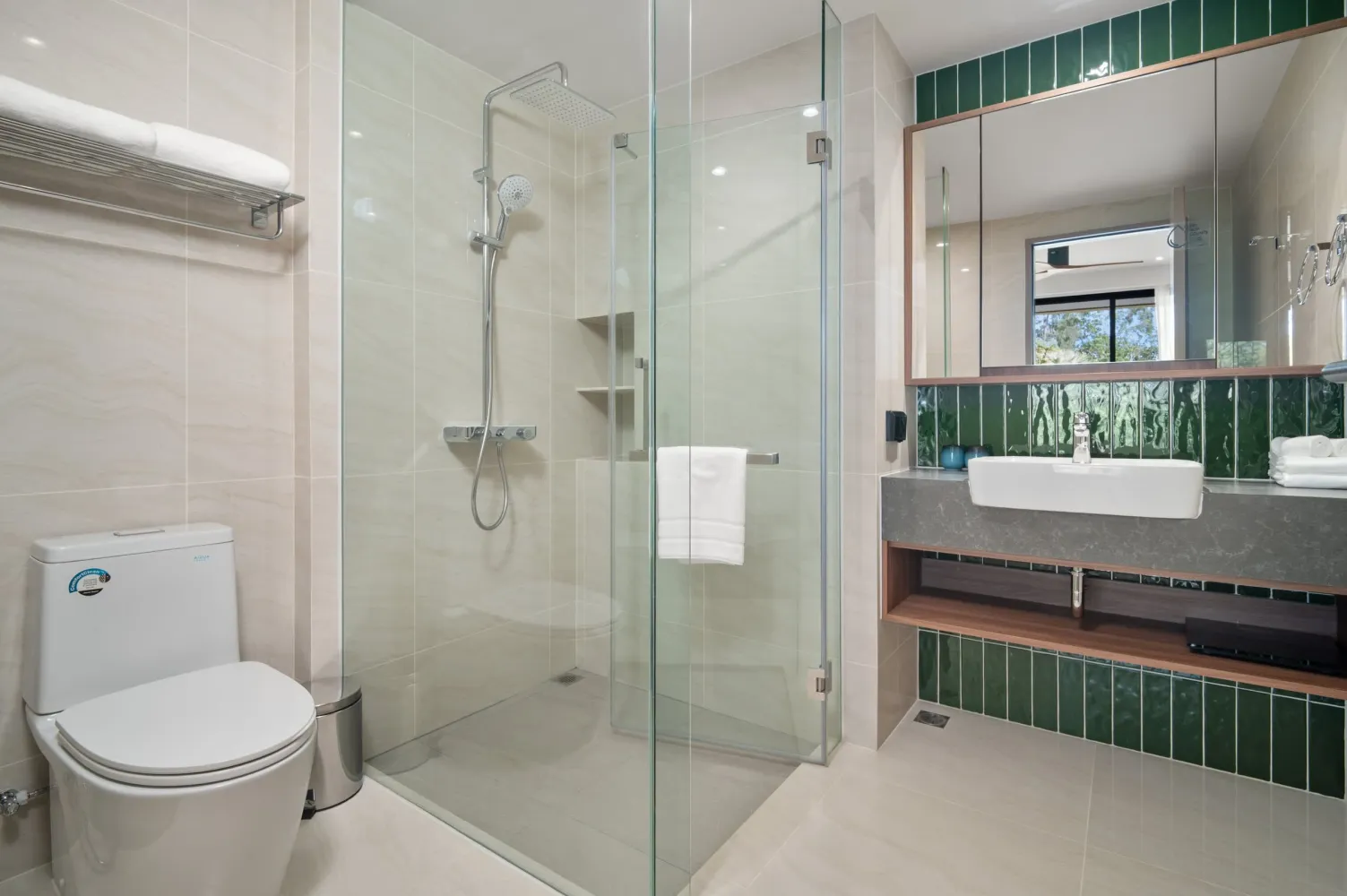 Property image - full photo 22