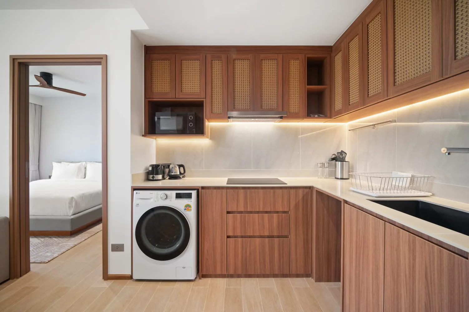 Property image - full photo 6