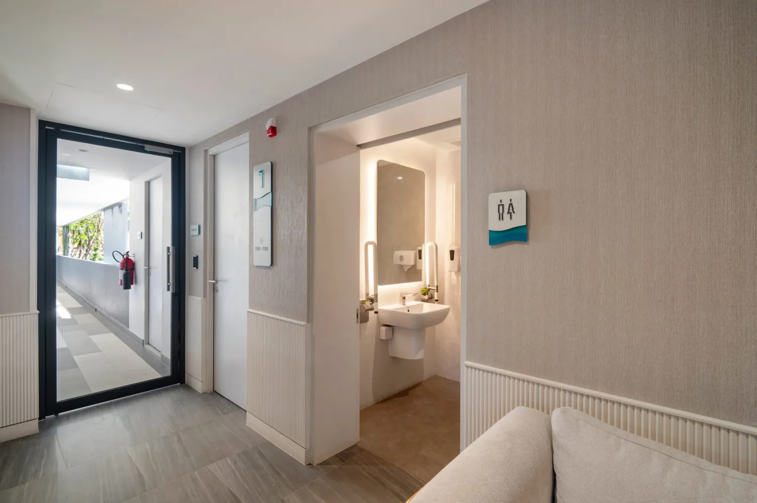 Property image - full photo 39