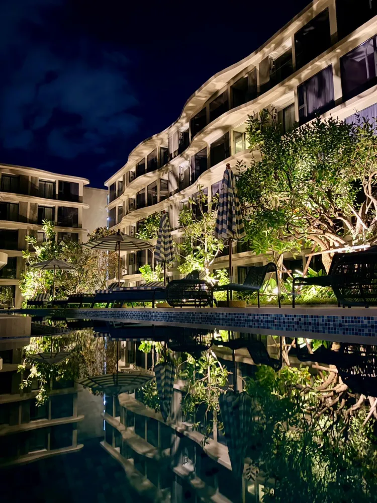 Property image - full photo 37