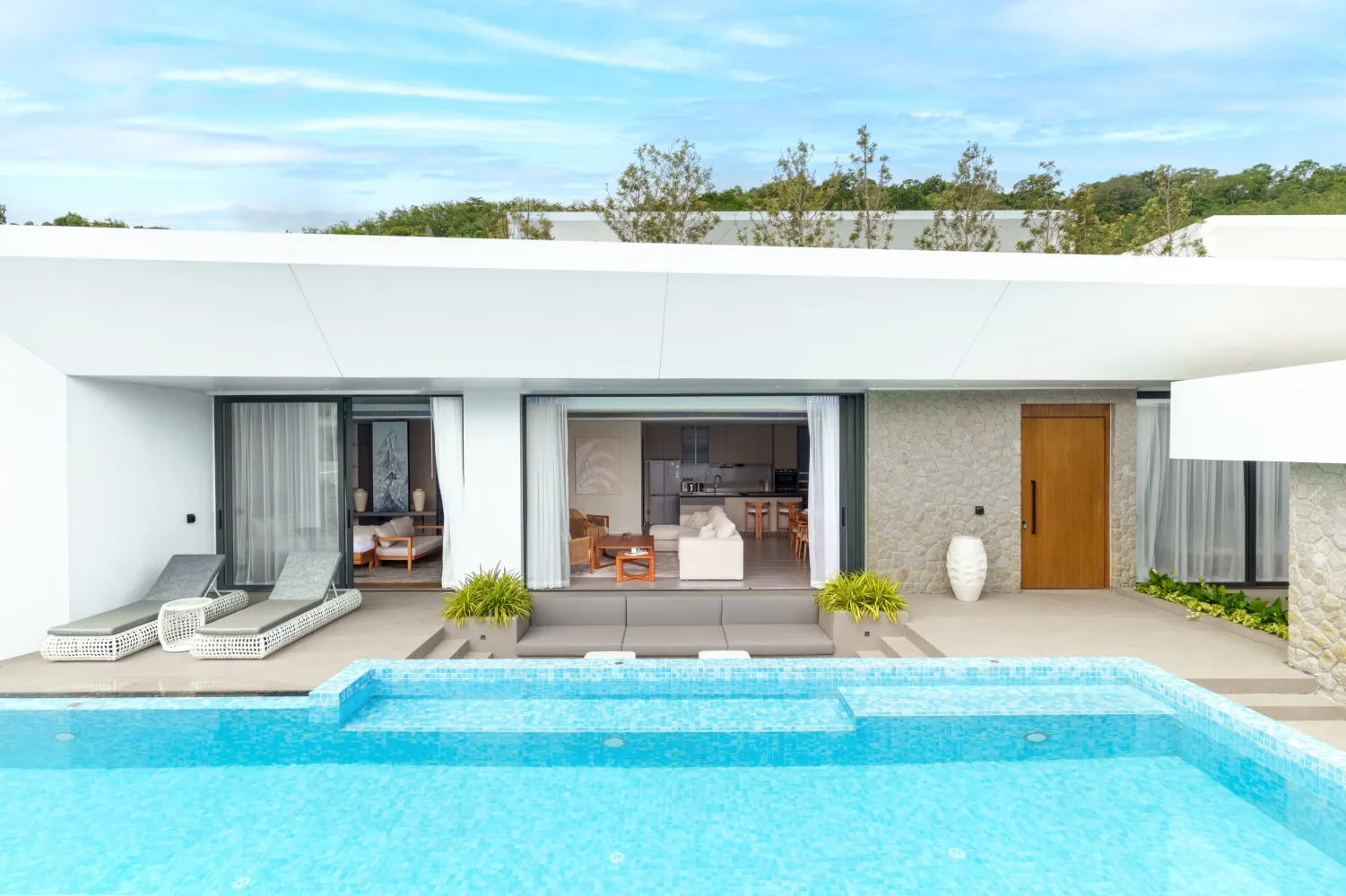 Property image - full photo 20