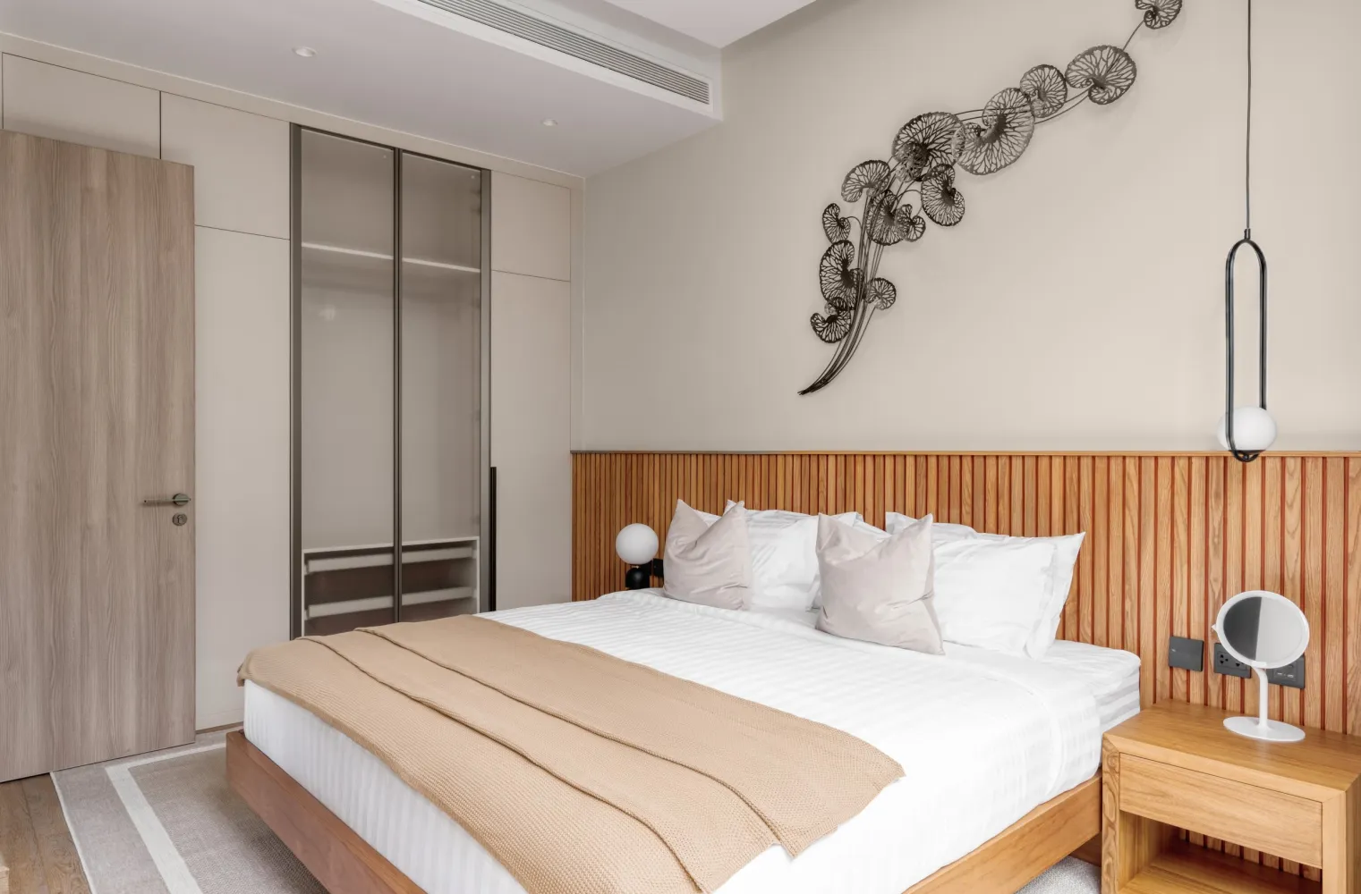 Property image - full photo 9