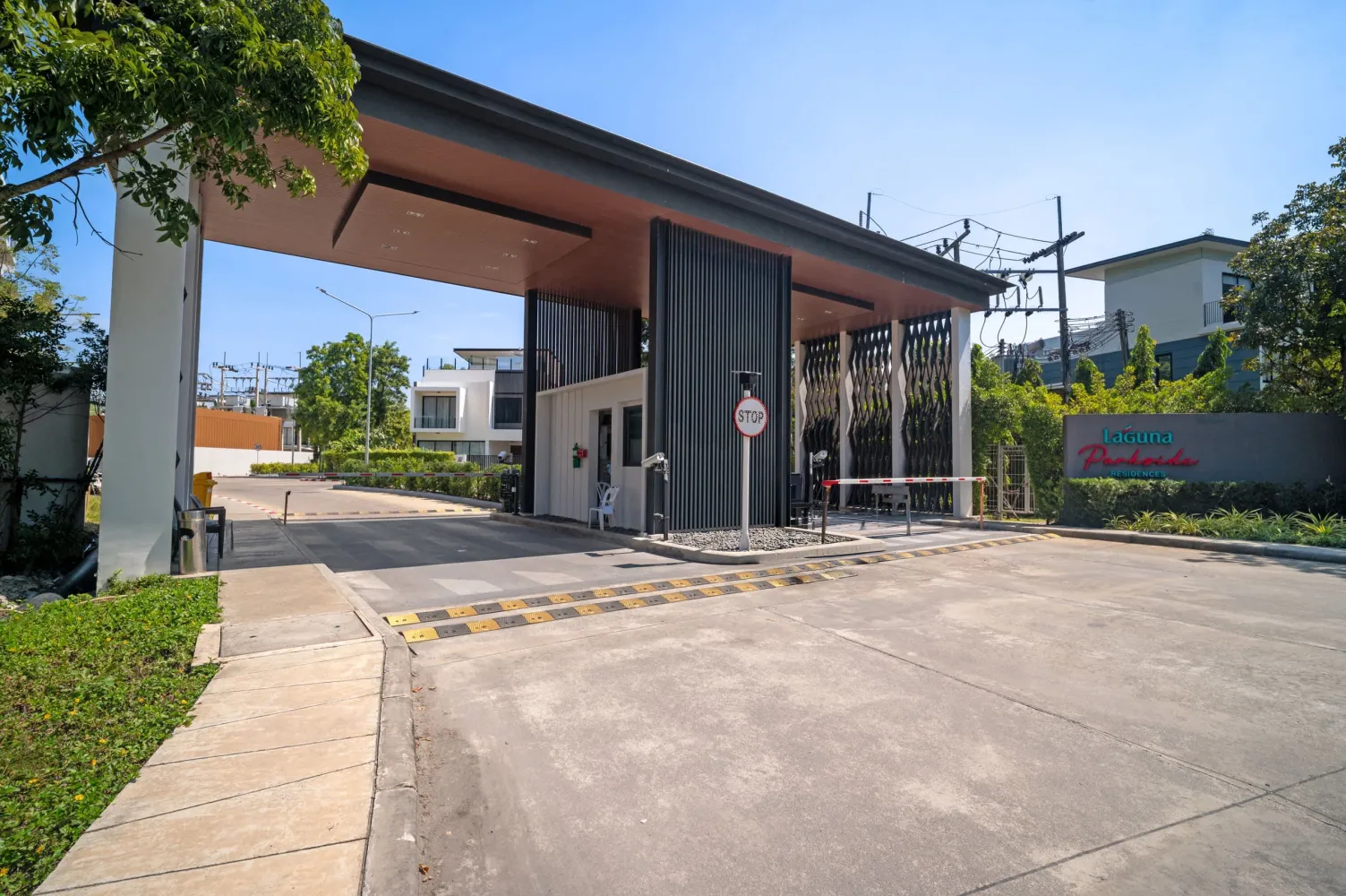 Property image - full photo 58