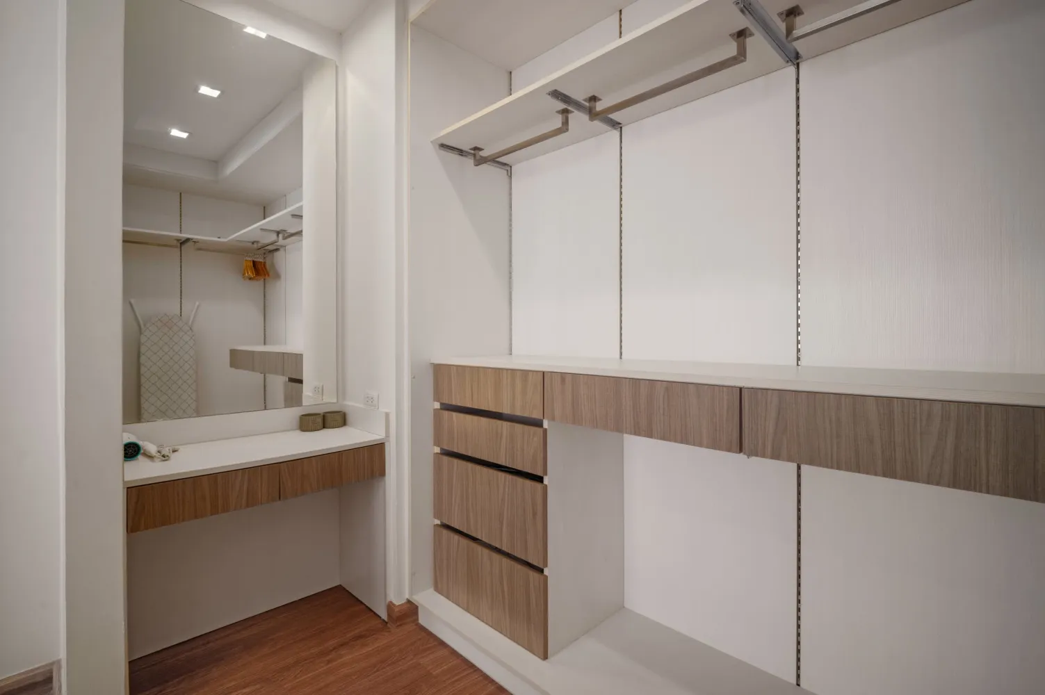 Property image - full photo 13