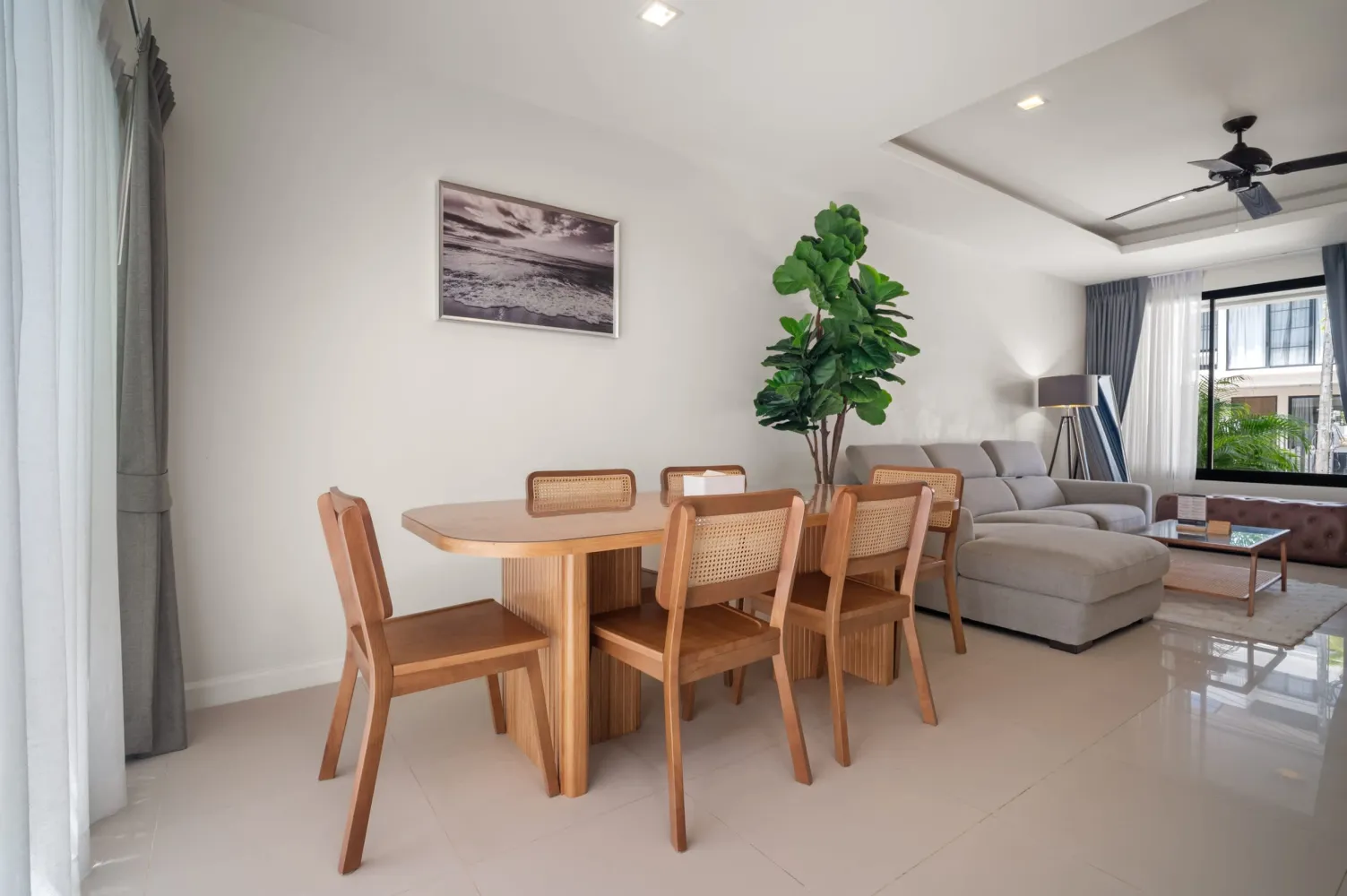 Property image - full photo 5