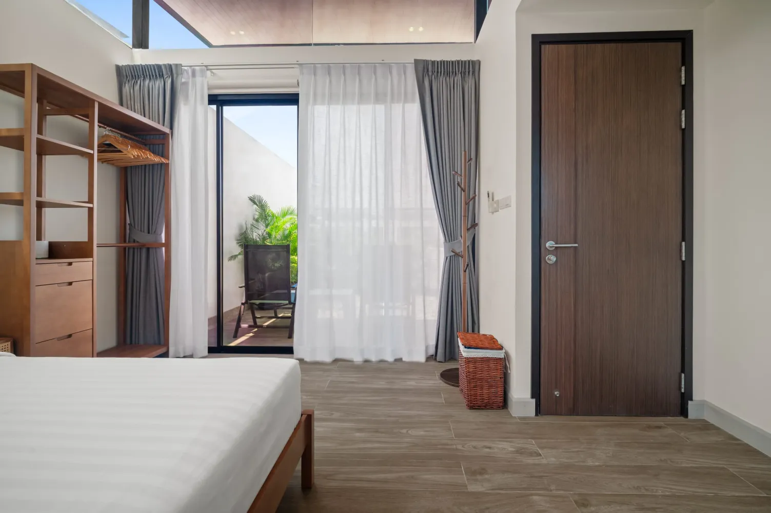 Property image - full photo 21