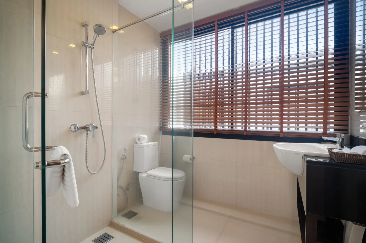 Property image - full photo 26