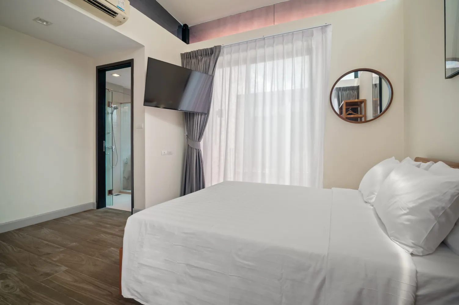 Property image - full photo 19