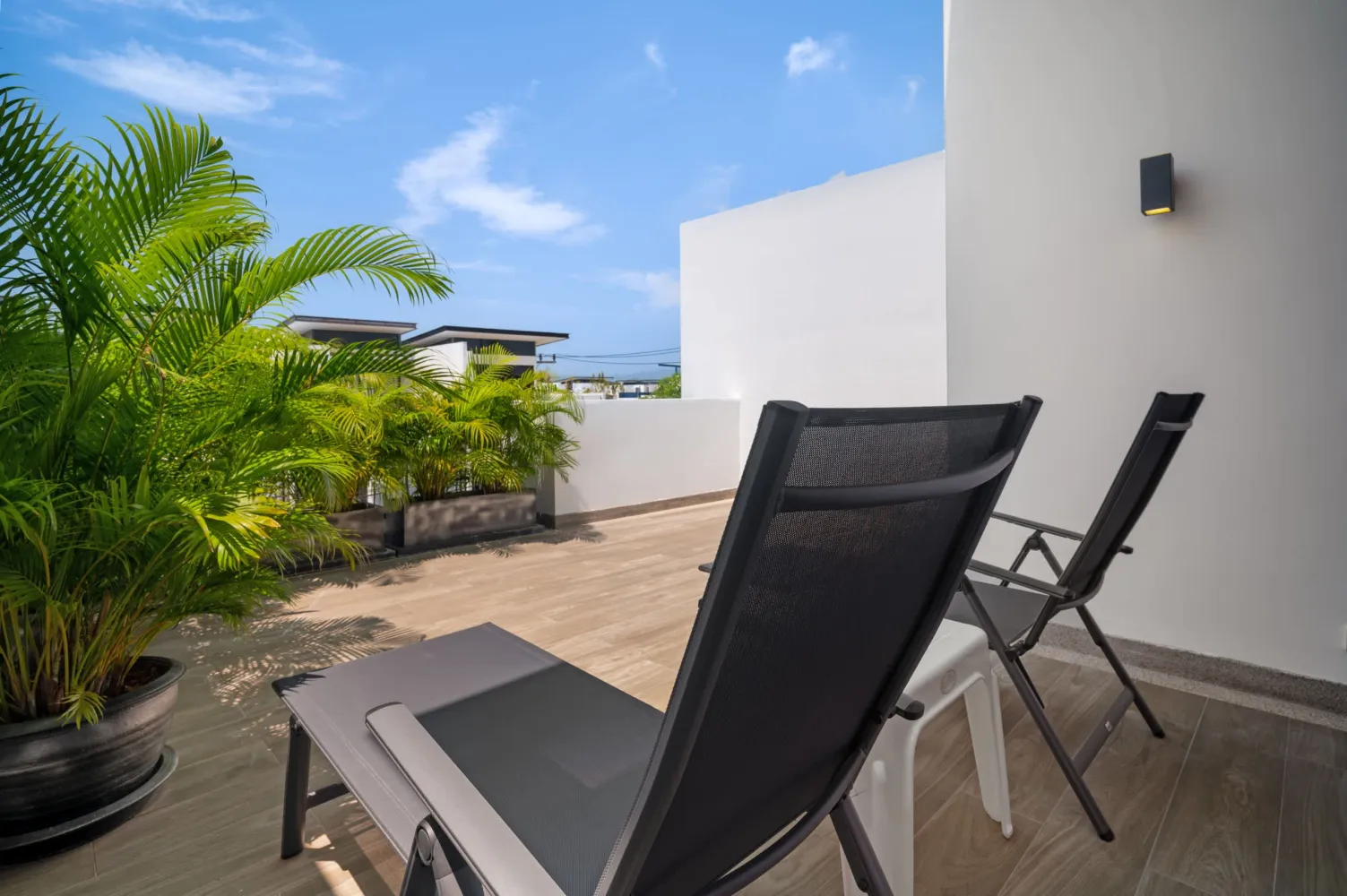 Property image - full photo 10
