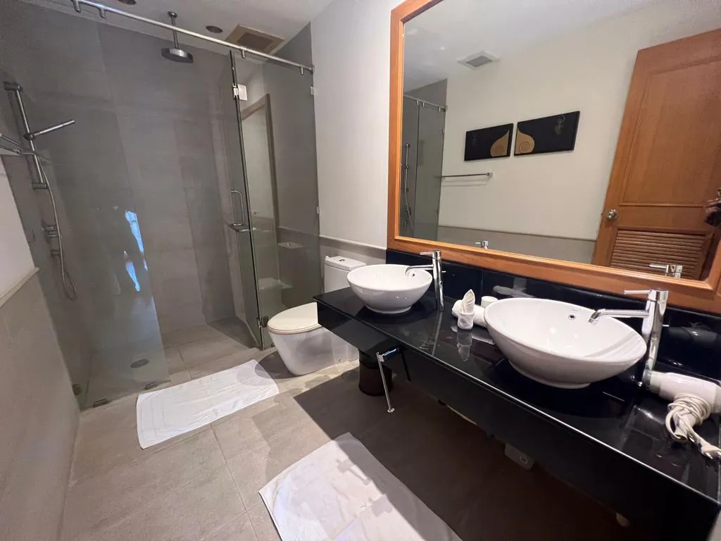 Property image - full photo 21