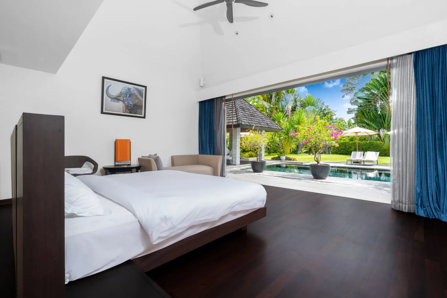 Property image - full photo 11