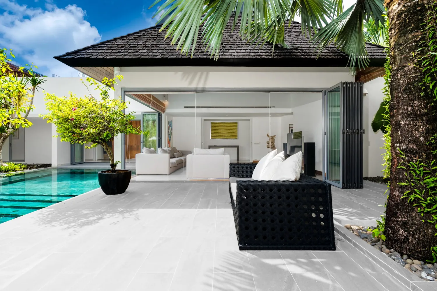 Property image - full photo 5