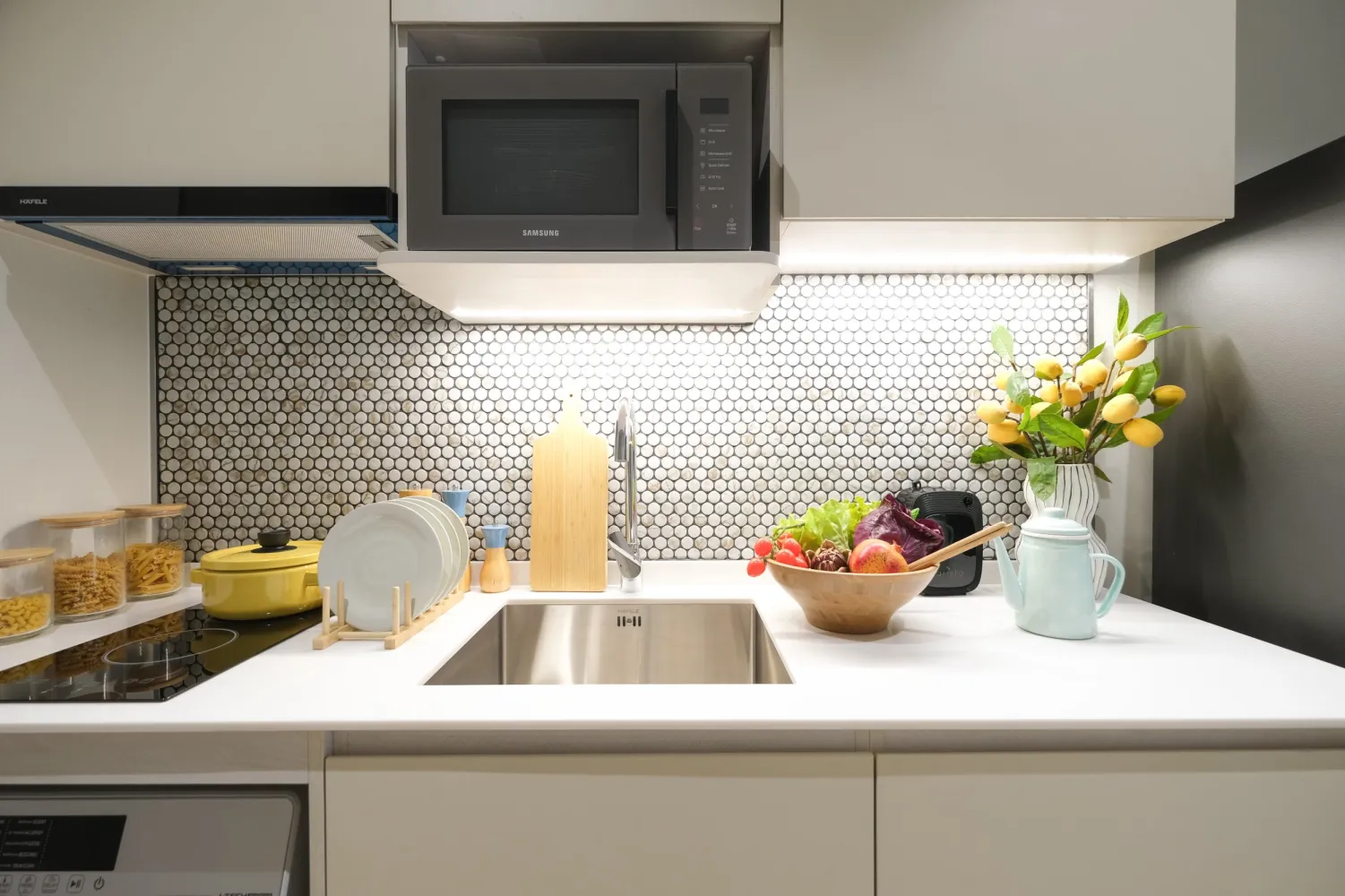 Property image - full photo 3