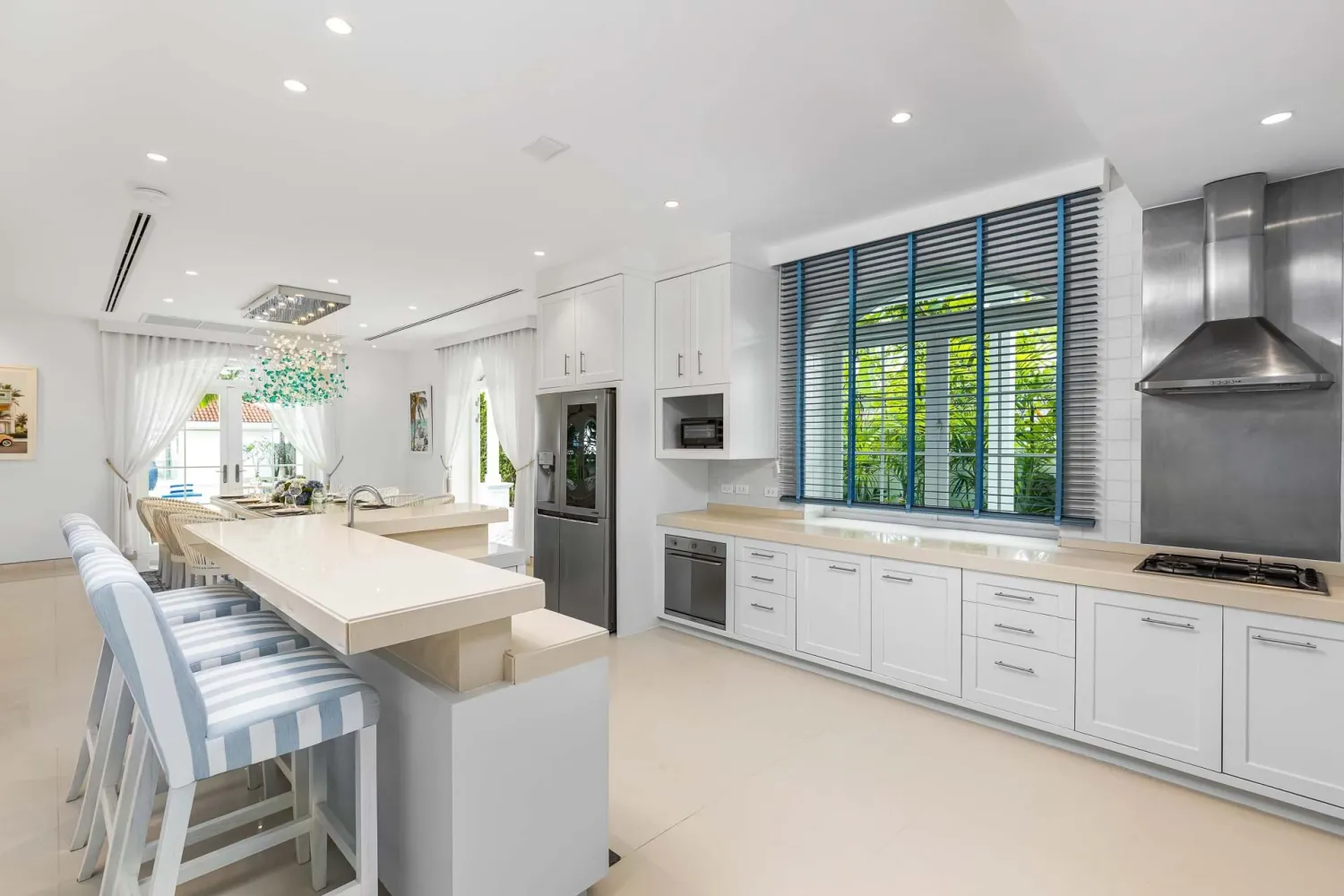 Property image - full photo 15