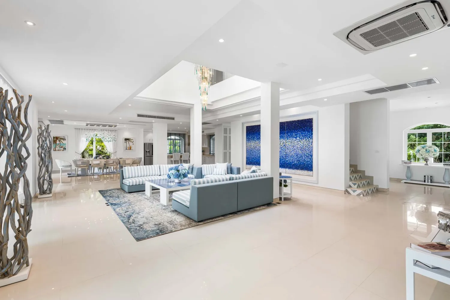Property image - full photo 14