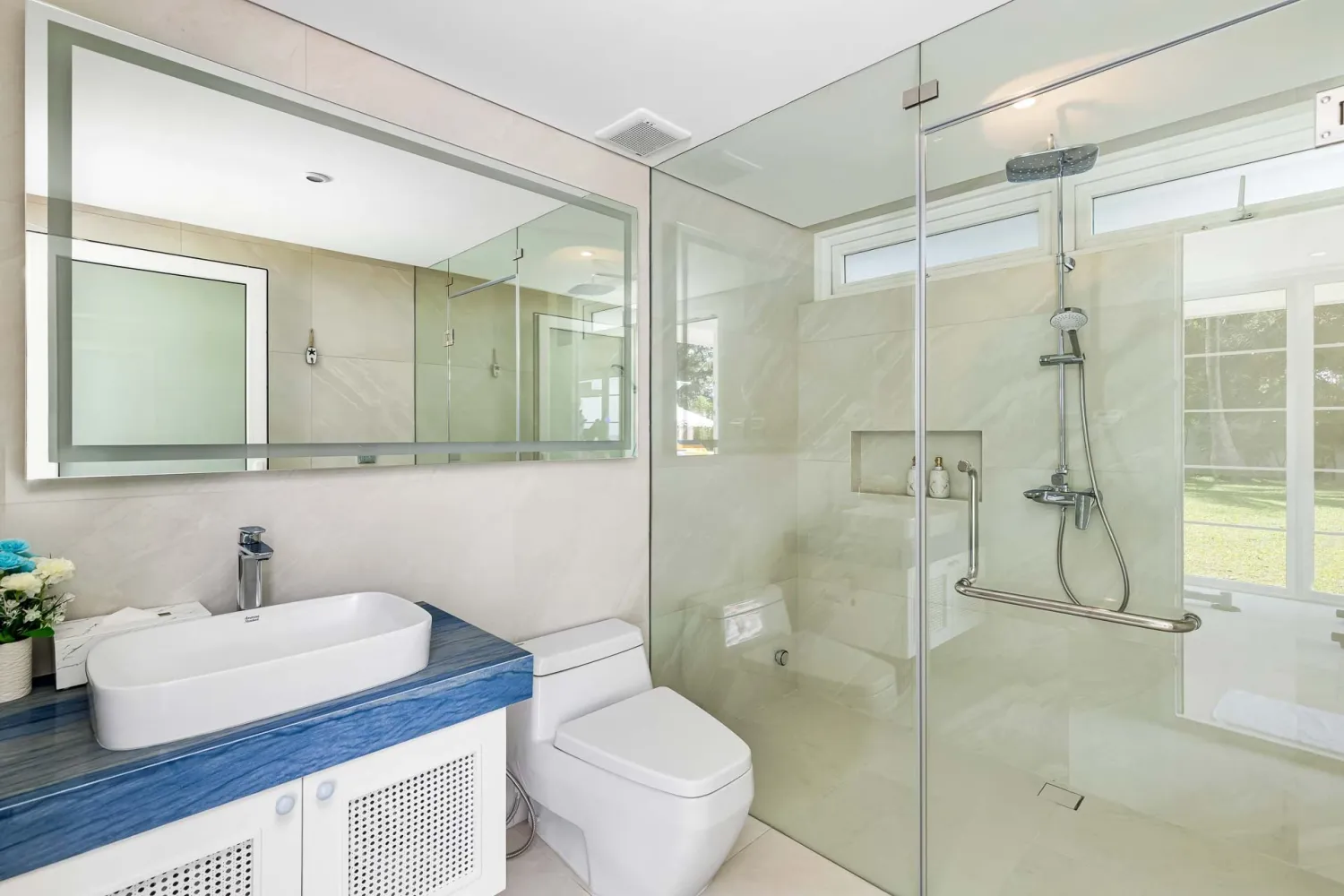 Property image - full photo 28