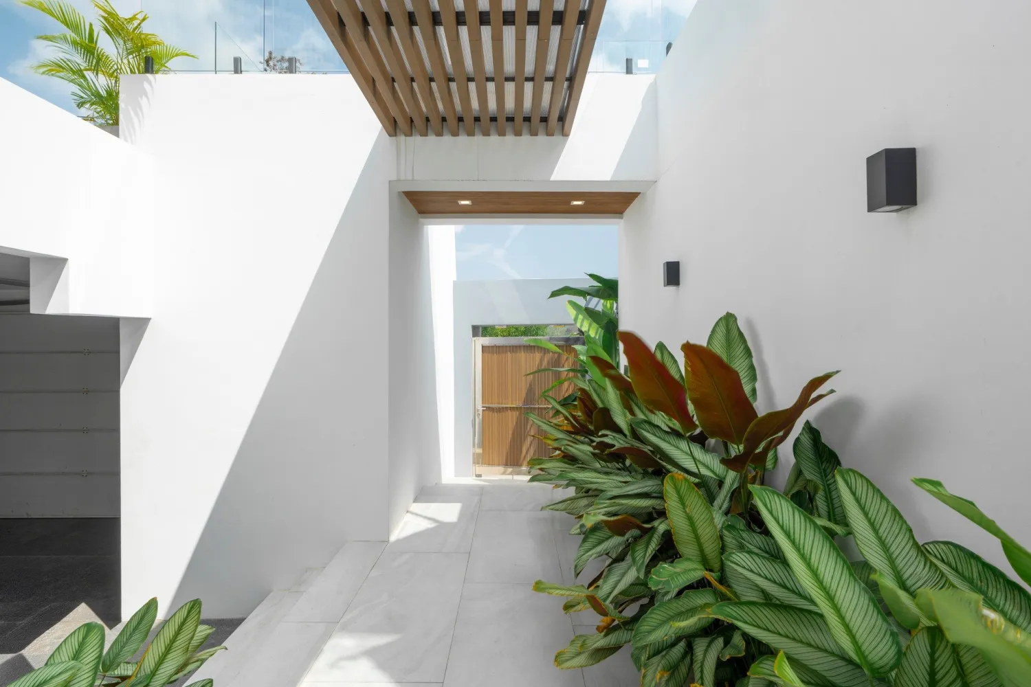 Property image - full photo 23
