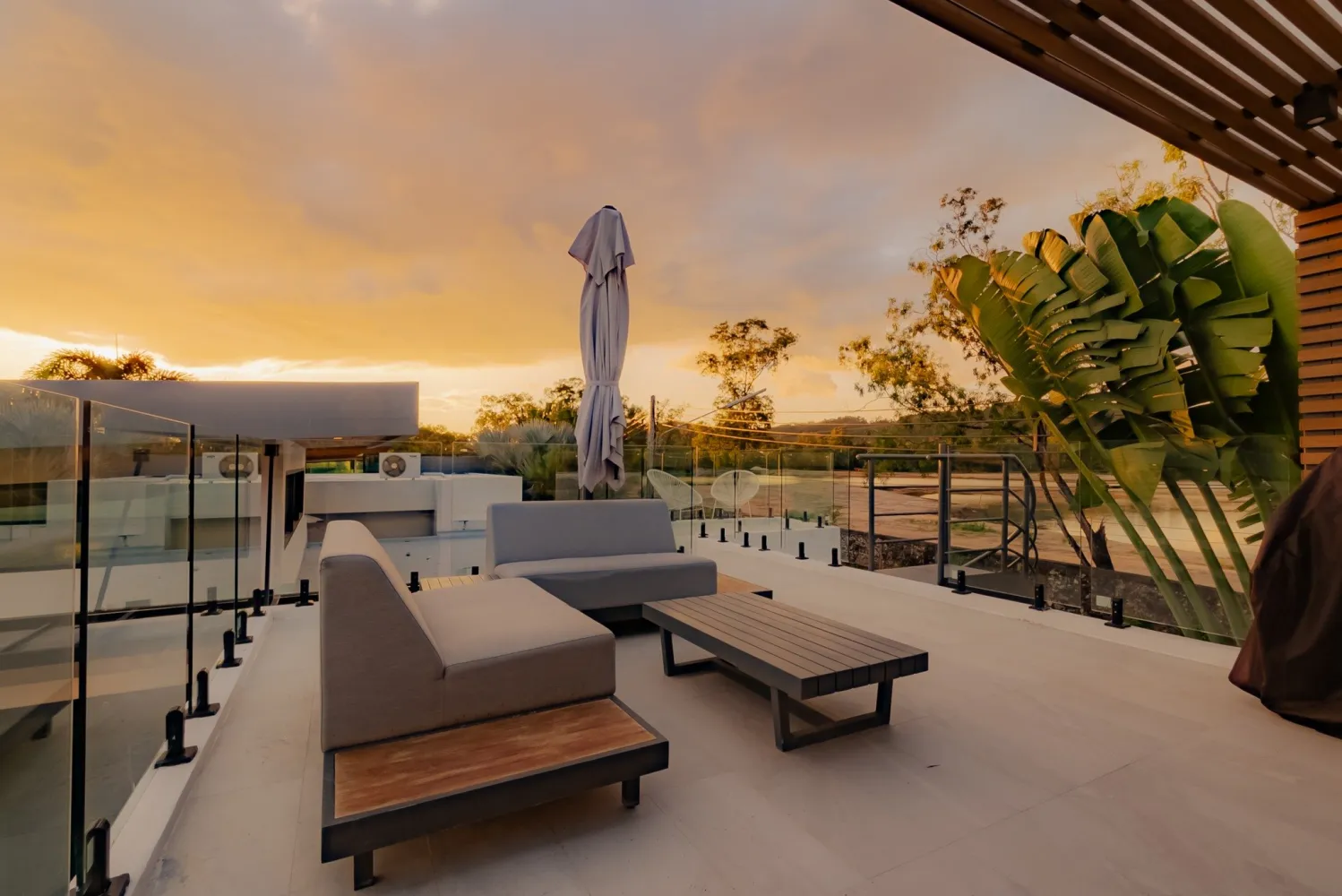 Property image - full photo 18