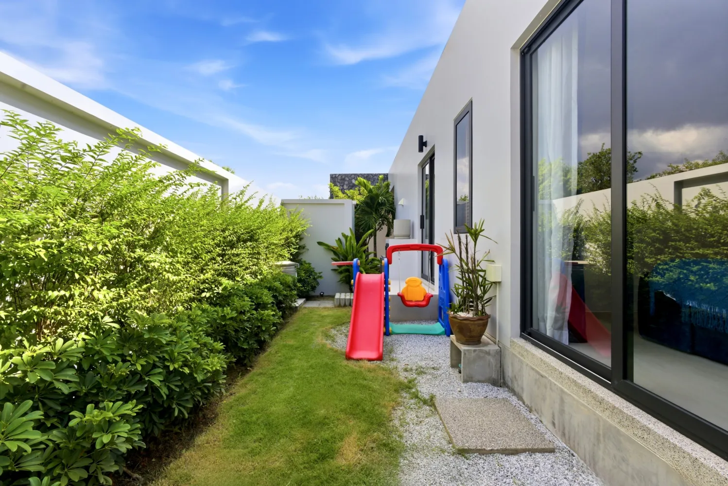 Property image - full photo 51