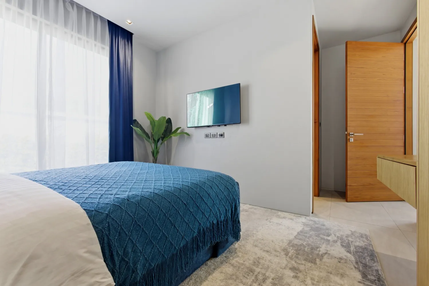 Property image - full photo 23