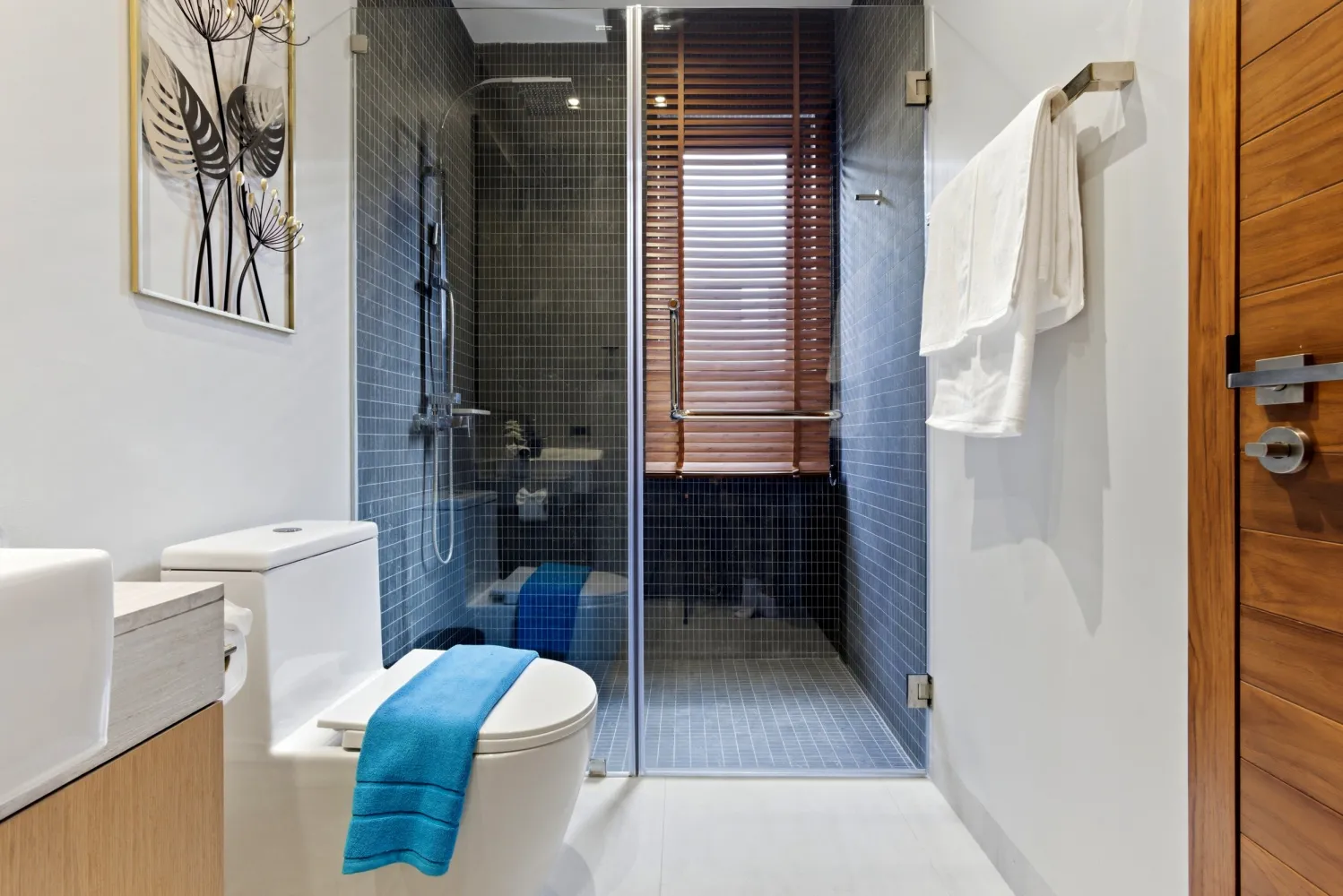 Property image - full photo 30