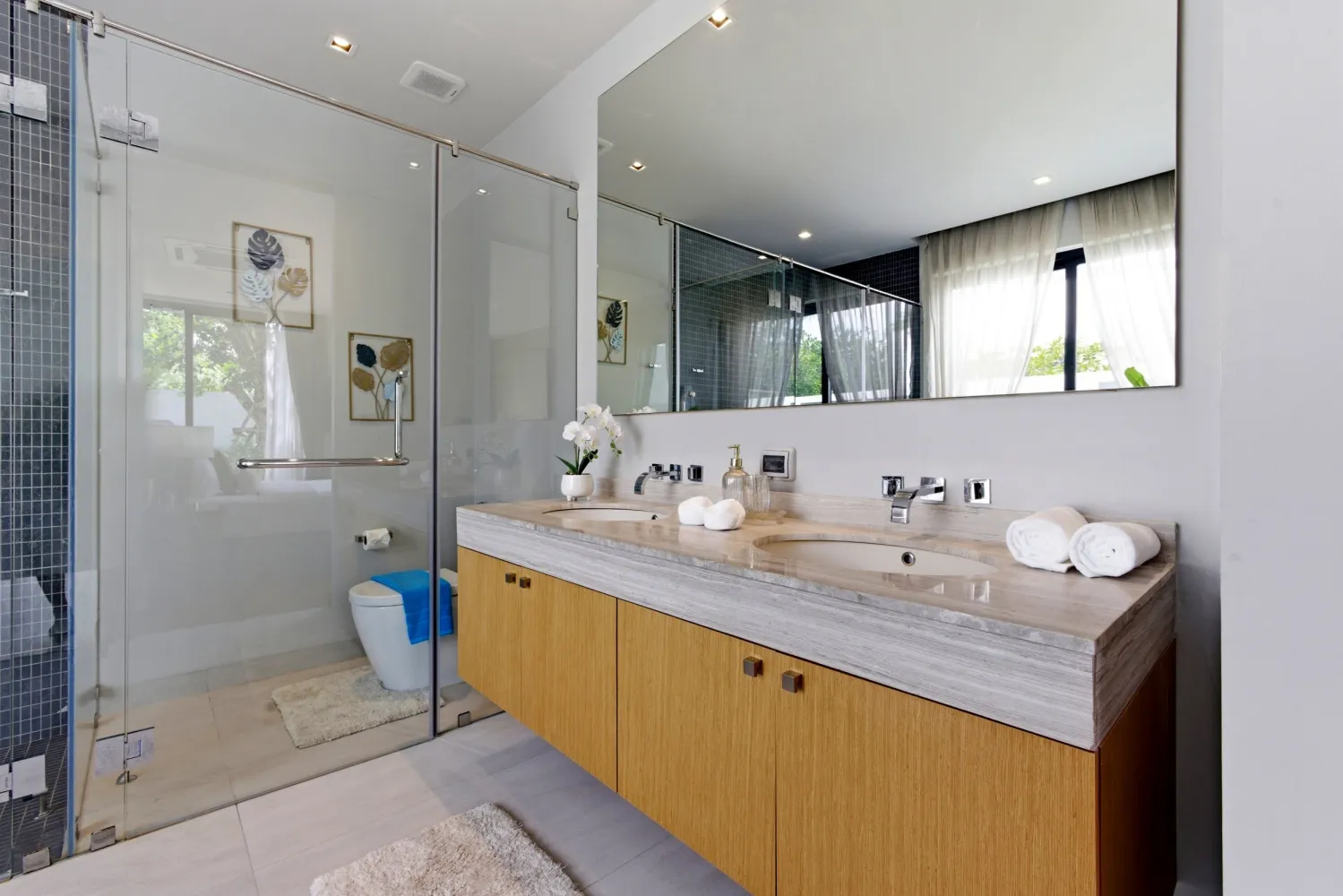 Property image - full photo 26