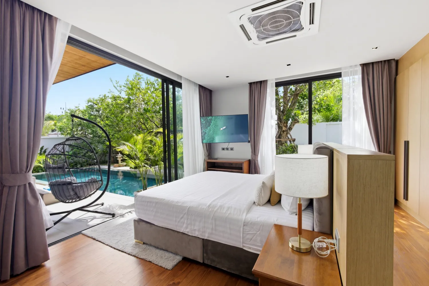 Property image - full photo 18
