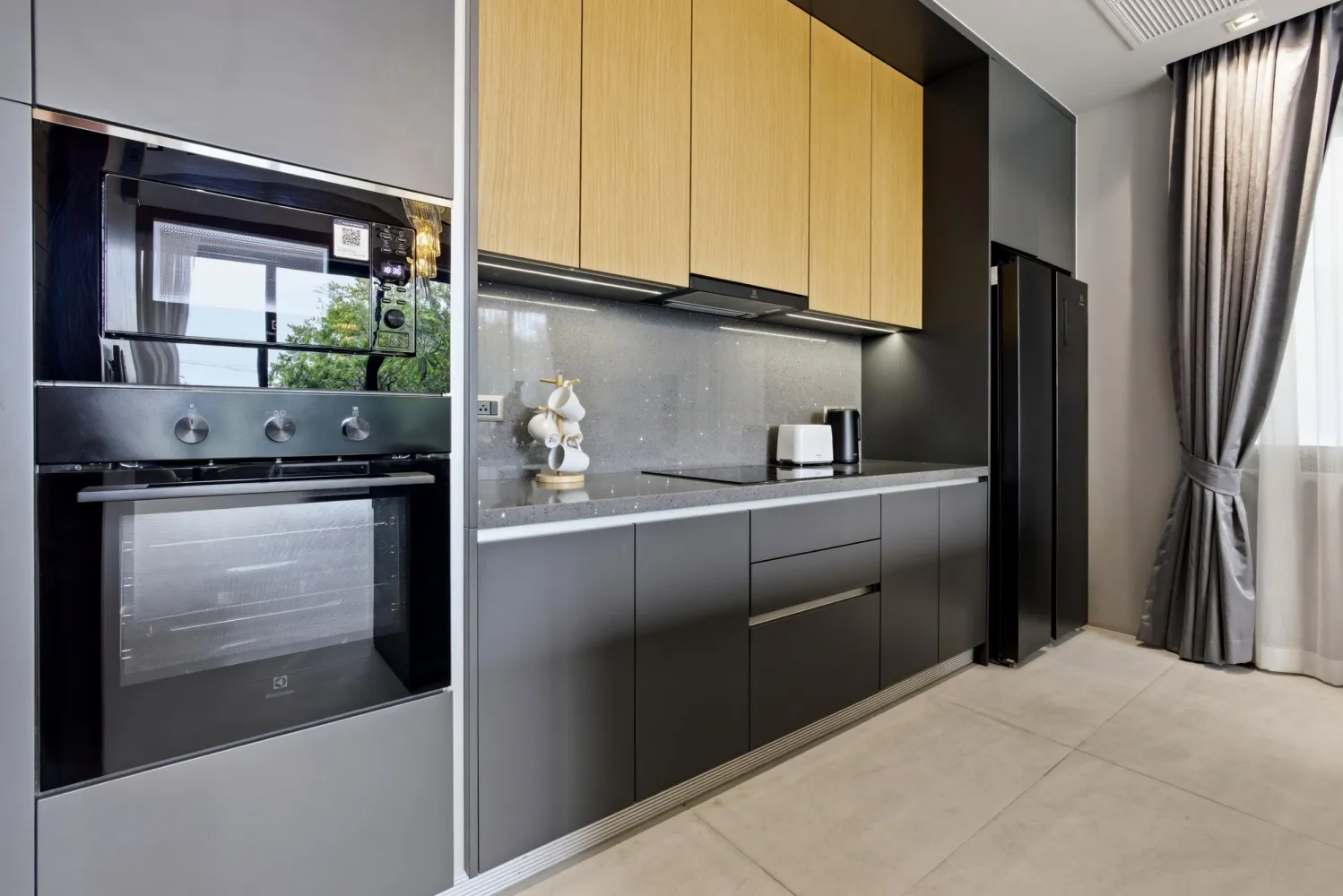 Property image - full photo 12