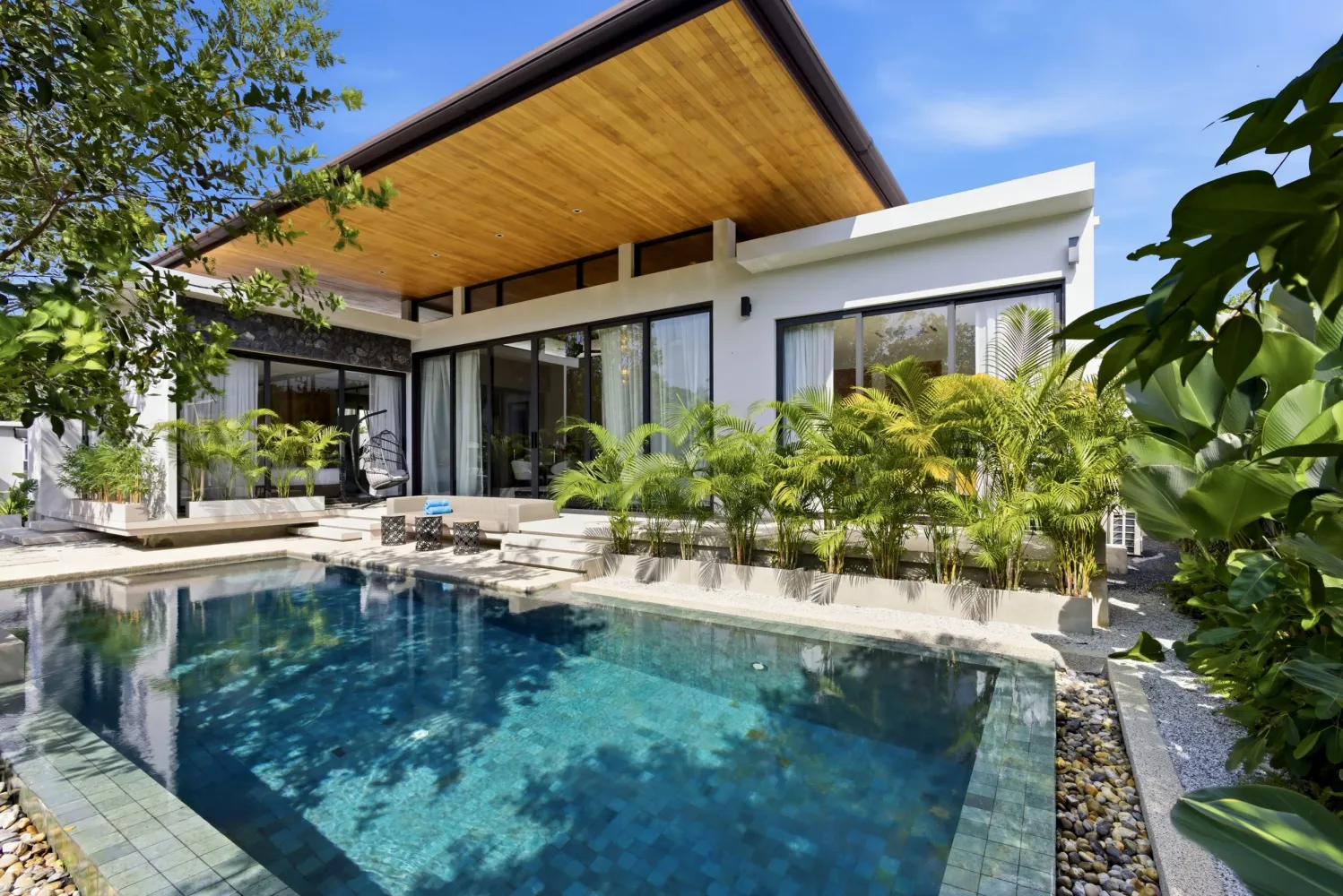 Property image - full photo 1