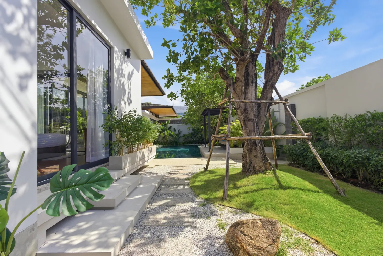 Property image - full photo 42