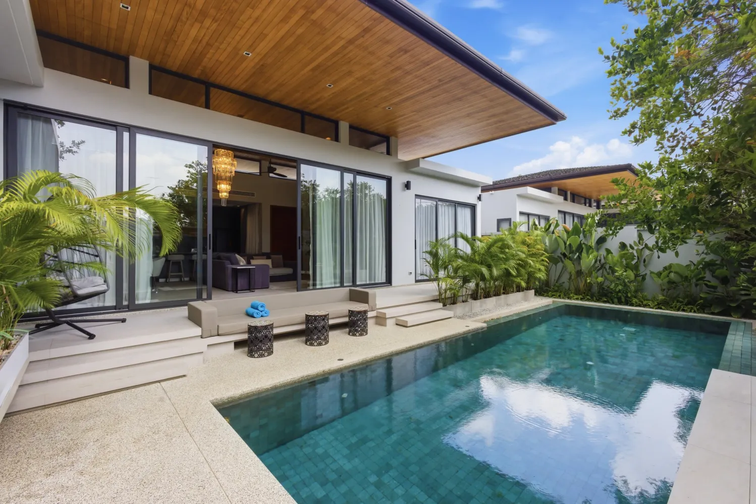 Property image - full photo 39