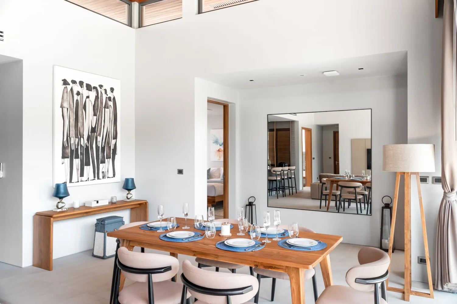 Property image - full photo 3