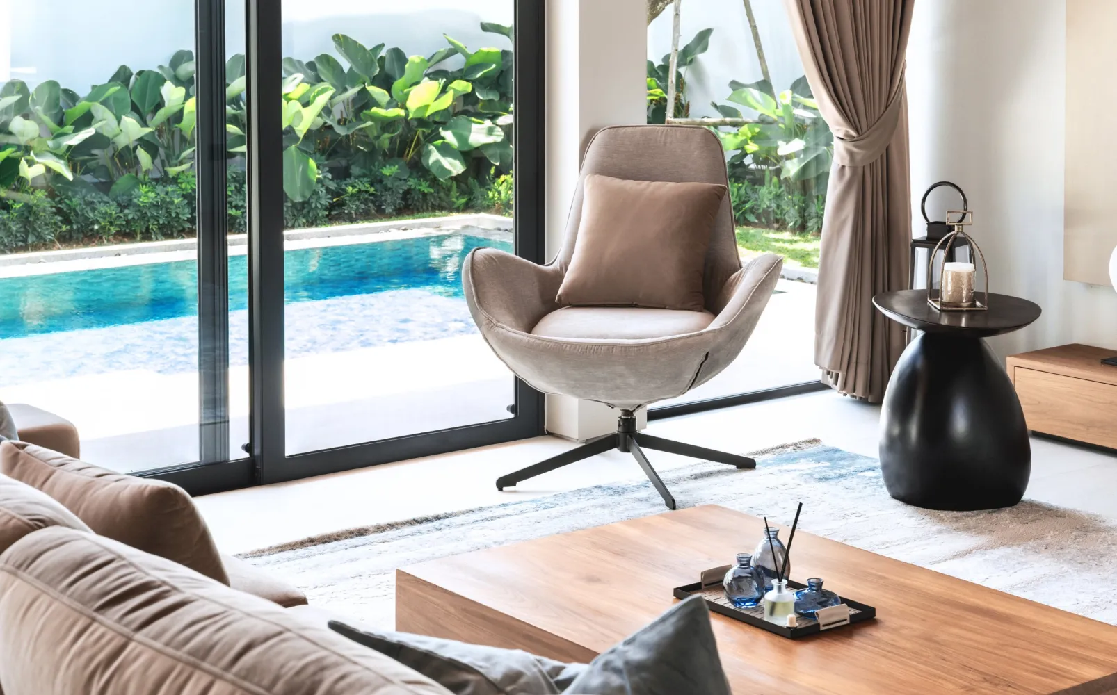 Property image - full photo 8
